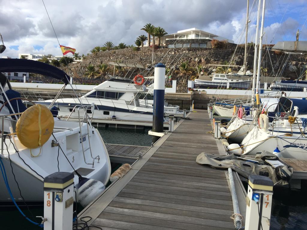 Hotel Puerto Calero Boat Exterior foto
